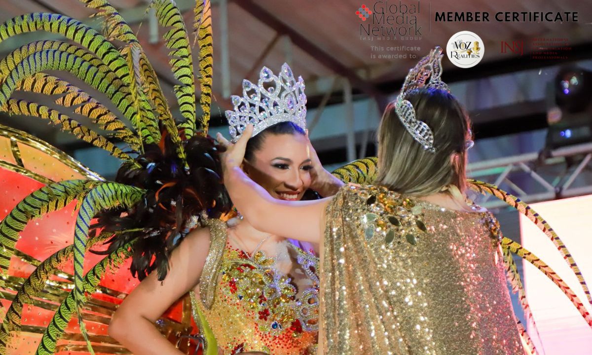 Carnaval del Atlántico coronó a su reina en Suan: Angie González la nueva soberana