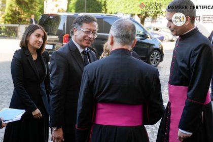 Gustavo Petro fue recibido por el Papa León XIV en el Vaticano
