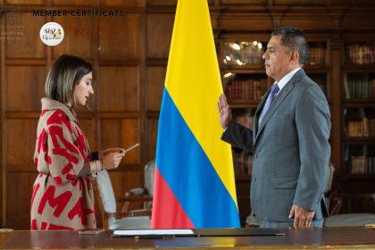 Colombia fortalece su voz por la paz: Jorge Iván Ospina asume embajada en Palestina