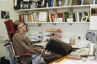 Stephen Hawking y una vida entre agujeros negros, apuestas perdidas y vuelos sin gravedad (II)