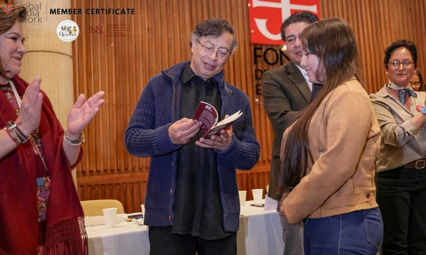 Presidente reivindica el poder del libro como antídoto contra la violencia y llama a una revolución cultural en Colombia