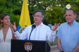 Colombia adopta el salario vital: el mínimo para 2026 será de dos millones de pesos