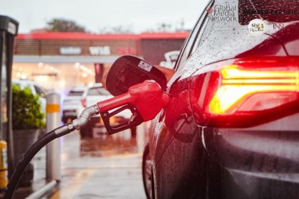 MinEnergía exige a estaciones aplicar de inmediato rebaja de $500 en la gasolina