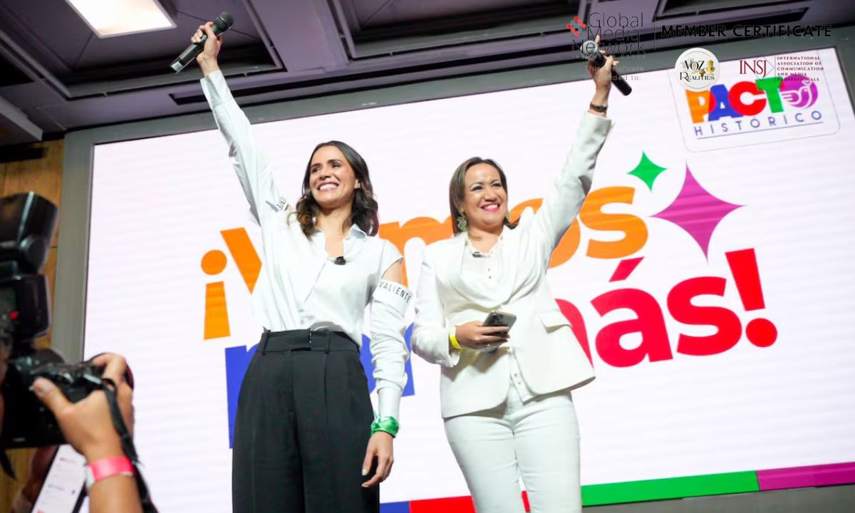 Mafe Carrascal y Carolina Corcho, durante la celebración del Pacto Histórico, en Bogotá