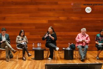 Andrea Vargas cuestionó modelo de desarrollo de Barranquilla durante lanzamiento de informe económico sobre el gobierno Petro