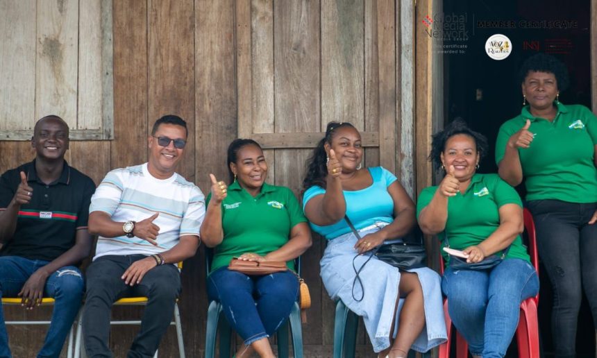 Gobierno ha capacitado a más de 37.000 víctimas del conflicto en herramientas digitales para impulsar la reparación social