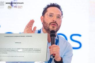 Presidente de Asofondos atacó a Colpensiones durante años, pero se pensionará en el sistema público