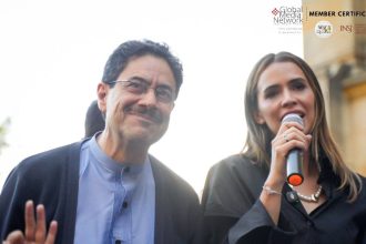 Mafe Carrascal propone protocolo contra violencias de género en entidades públicas y lo entrega a Iván Cepeda y Aída Quilcué