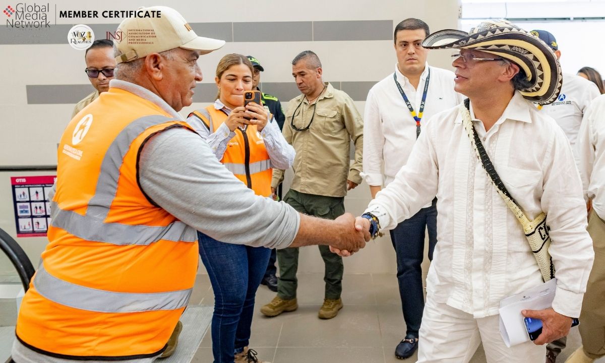 Presidente inaugura nueva zona de llegadas del Ernesto Cortissoz y destaca crecimiento del turismo en Colombia