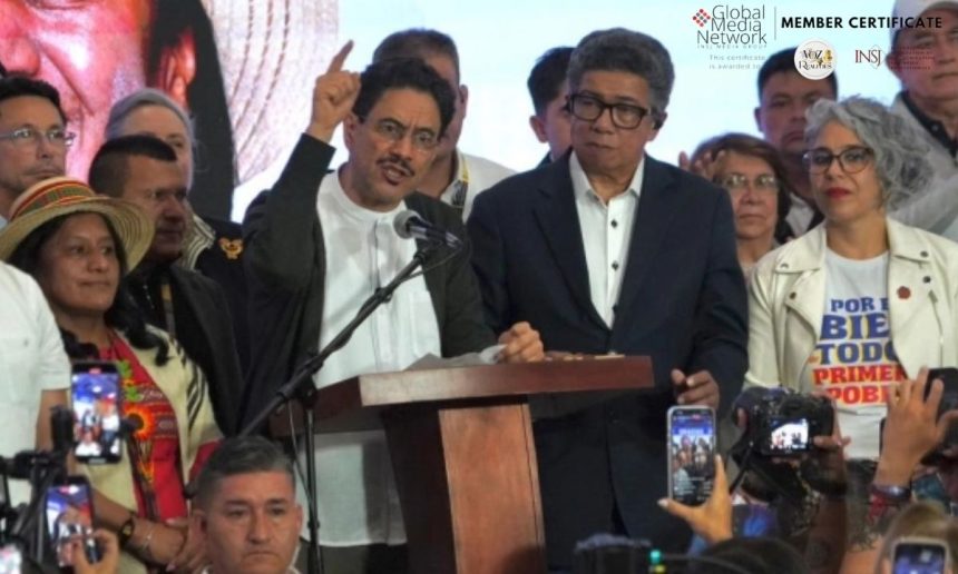 Iván Cepeda desafía a Abelardo de la Espriella a un debate tras la primera vuelta presidencial