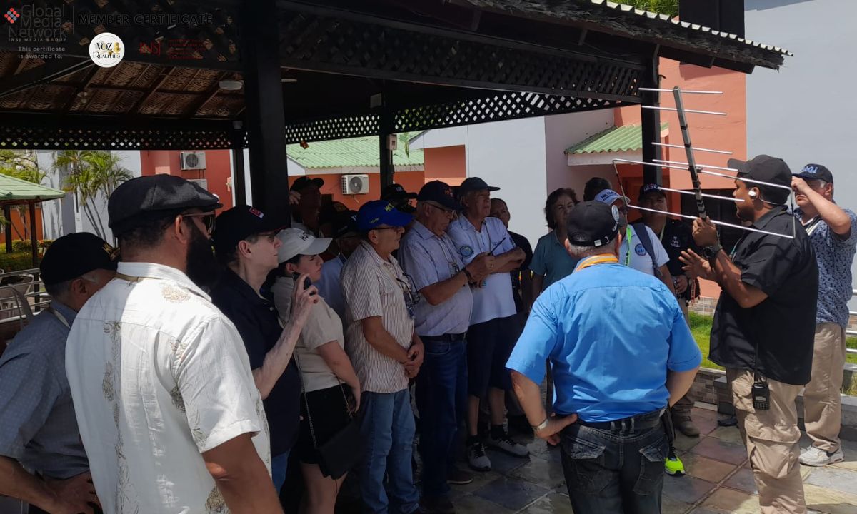 Radioaficionados de Colombia ponen sus equipos y redes de comunicación al servicio de las víctimas del terremoto