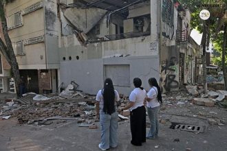 Terremoto de 7,4 sacude Colombia: aumenta el número de víctimas y crece la emergencia en varias regiones