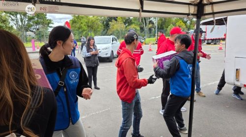 Voluntarios de HWPL apoyaron en Bogotá la recepción y clasificación de ayudas tras el terremoto