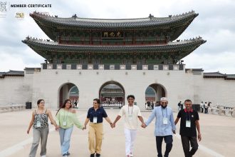 Jóvenes de 43 países se reúnen en Seúl para aprender sobre paz, memoria y convivencia