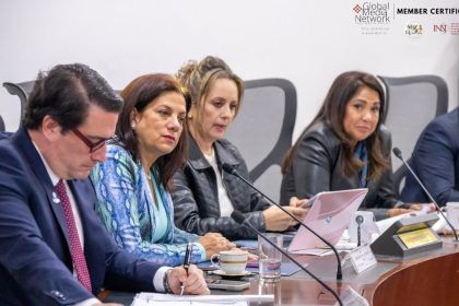 El Gobierno ajustará los protocolos para bloquear comunicaciones delictivas desde las cárceles y reforzará la trazabilidad de llamadas y mensajes usados en extorsiones.